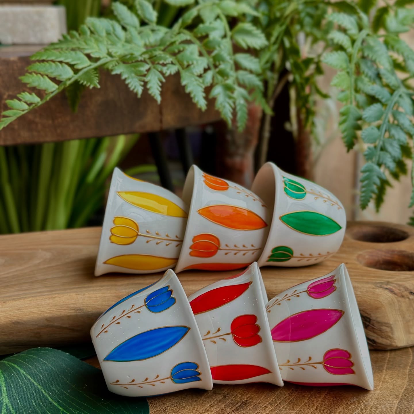 ceramic shafe coffee cups Tulip collection