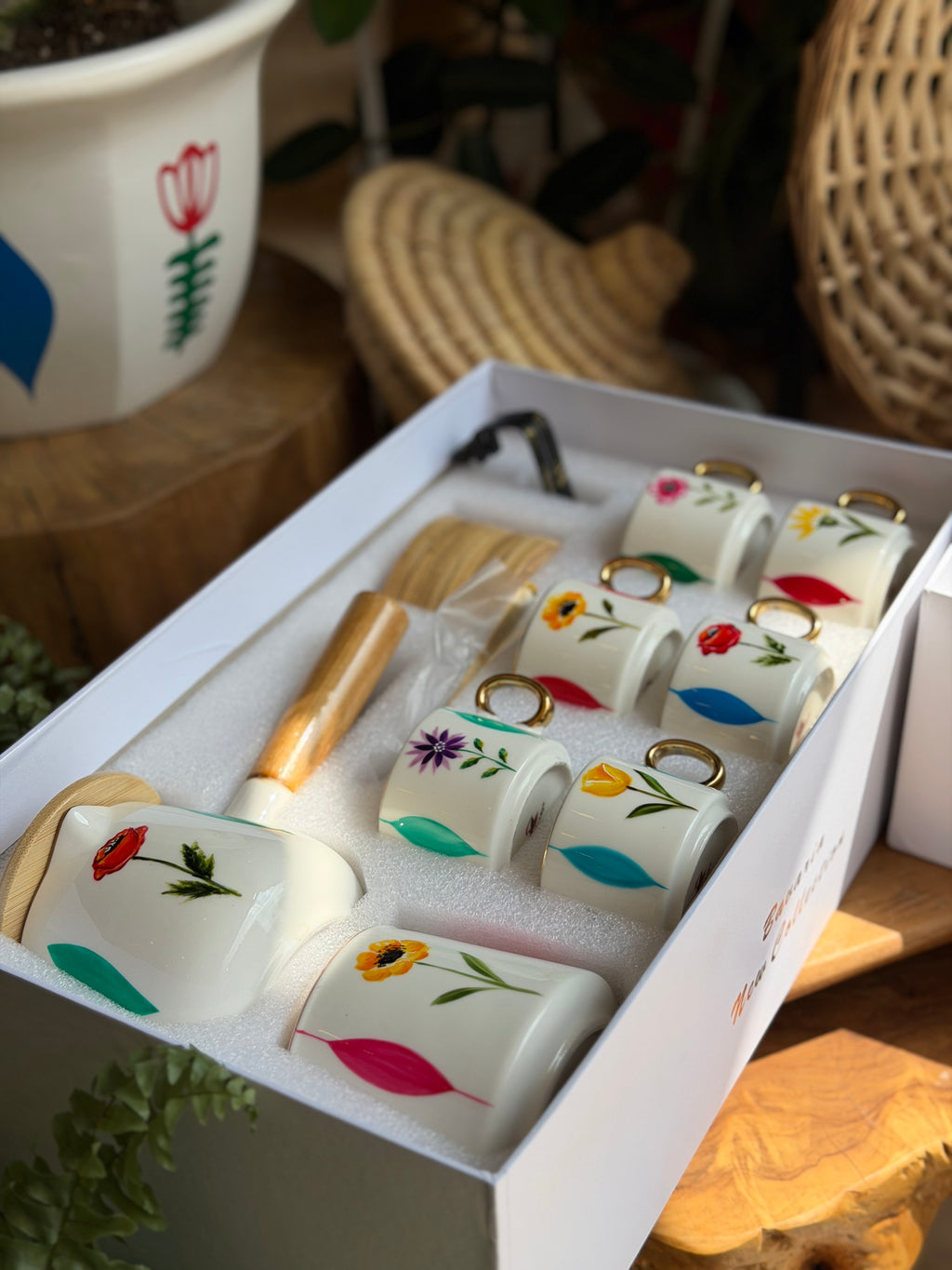 Floral Tulips Coffee Set 130$