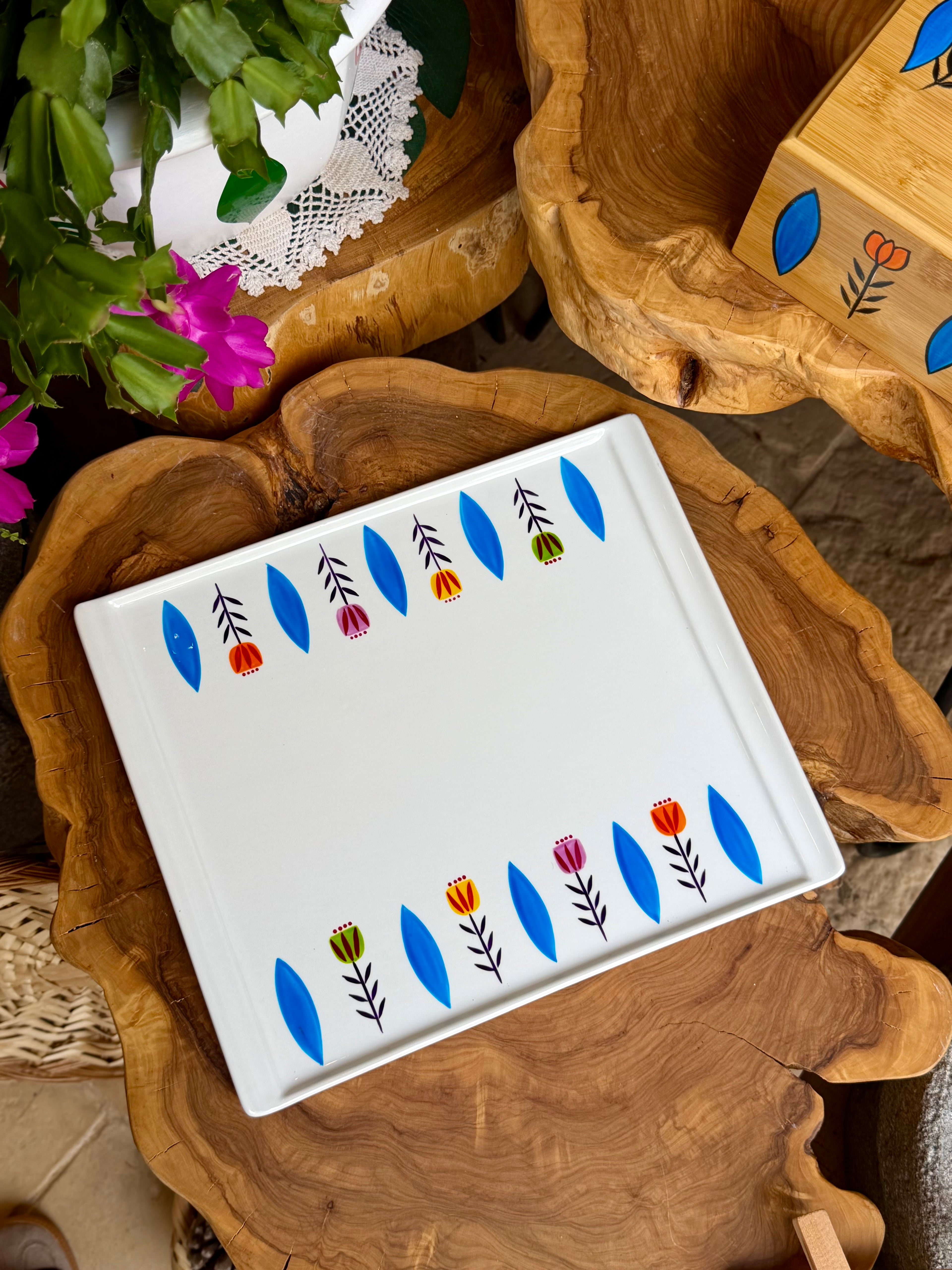 Ceramic tray FIORI collection