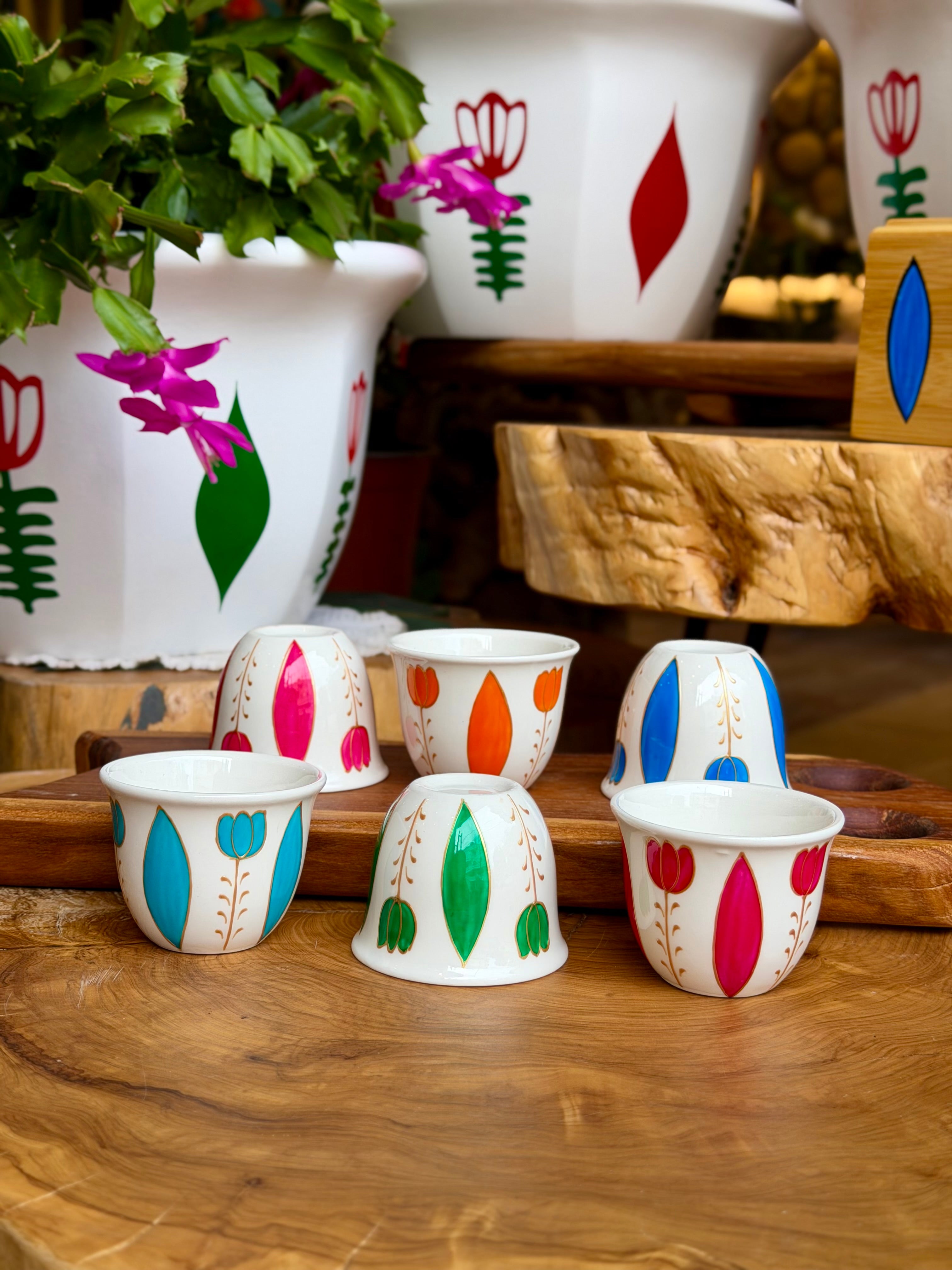 ceramic shafe coffee cups Tulip collection