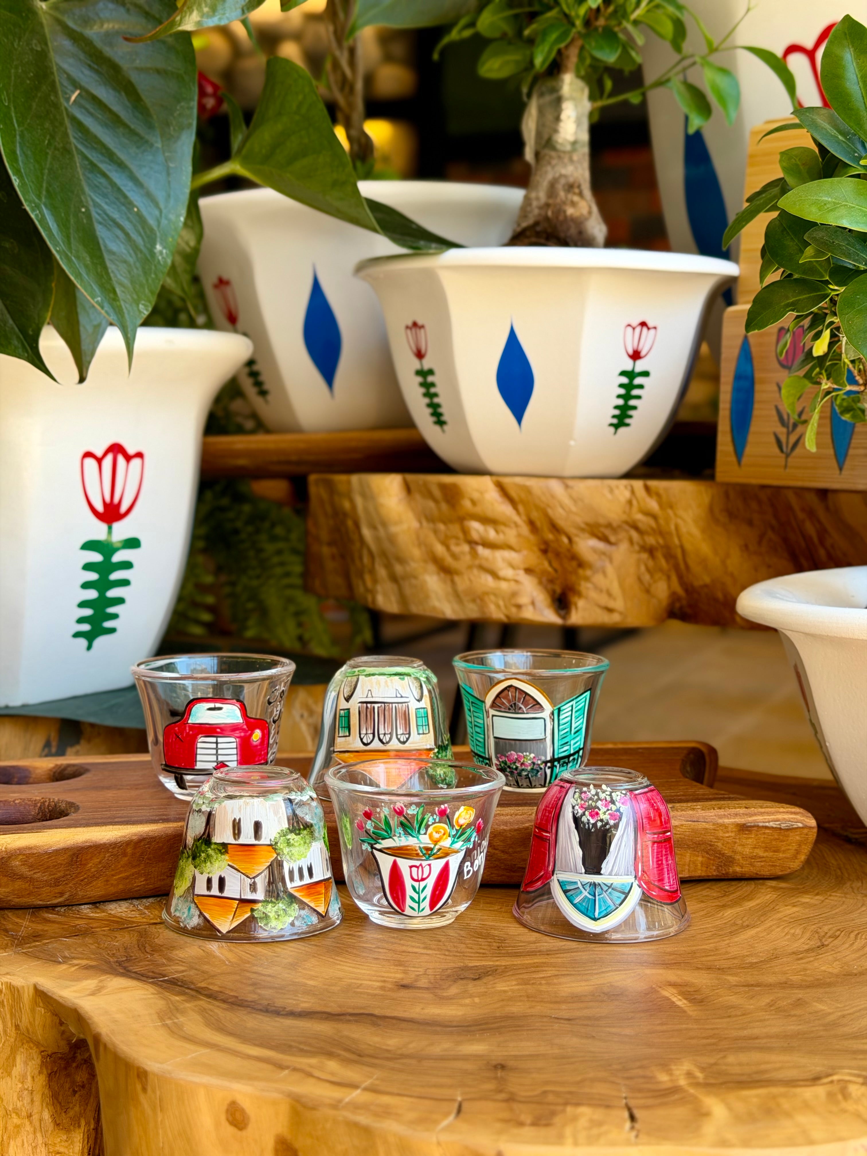 Dayaa Collection Shafe cups
