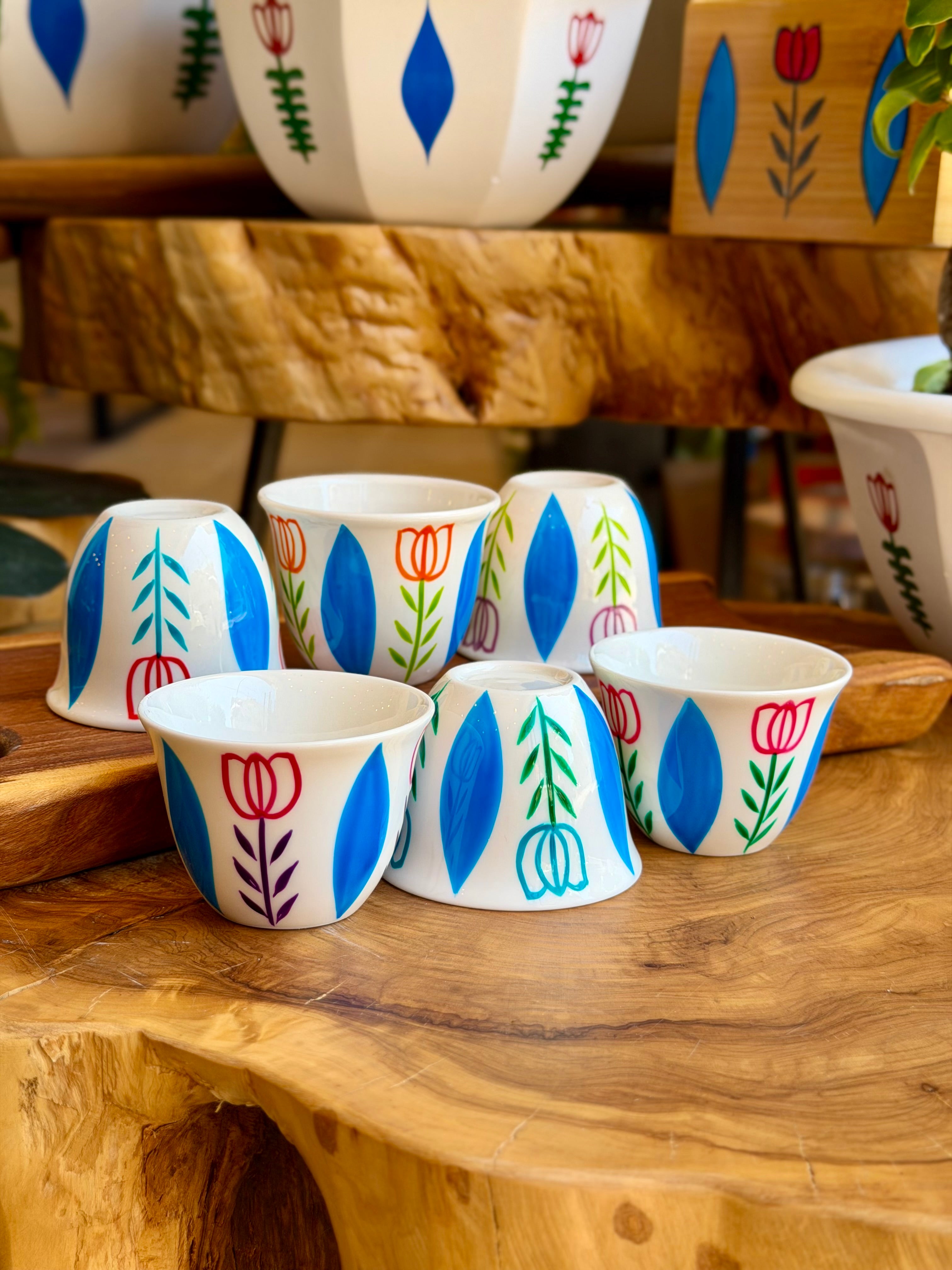 Shafé cups