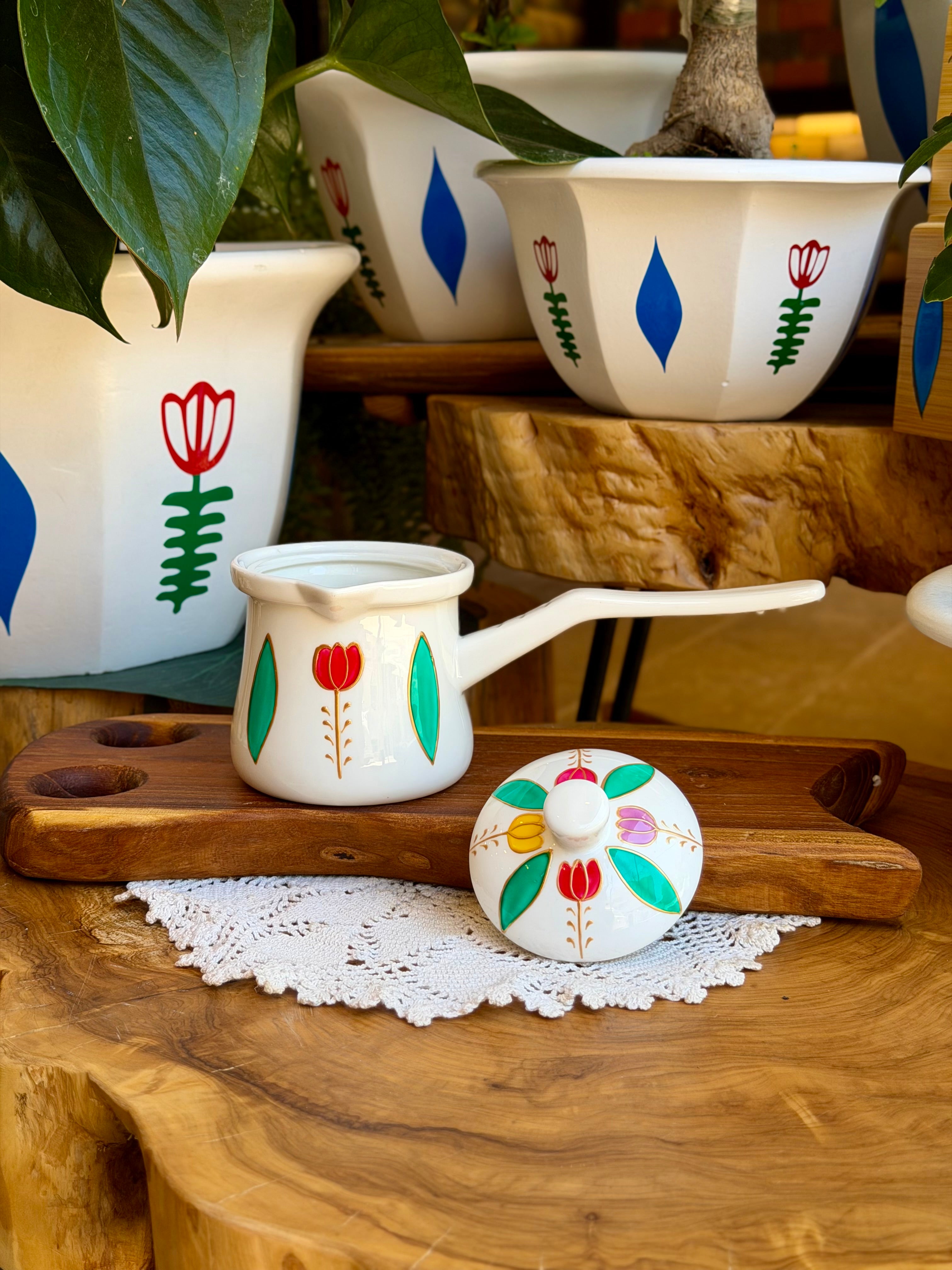 TULIPS coffee pot