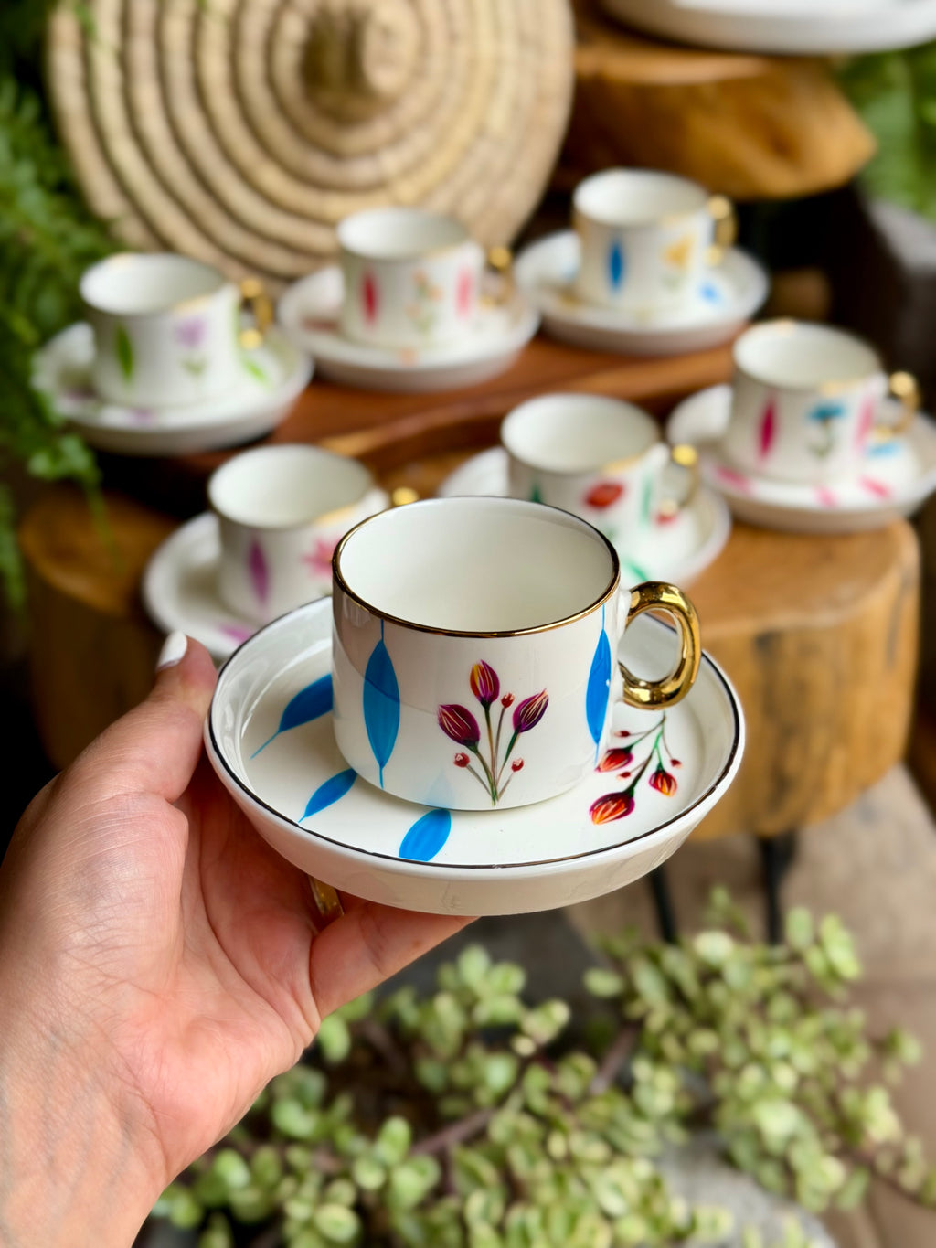 Floral coffee cups & saucers