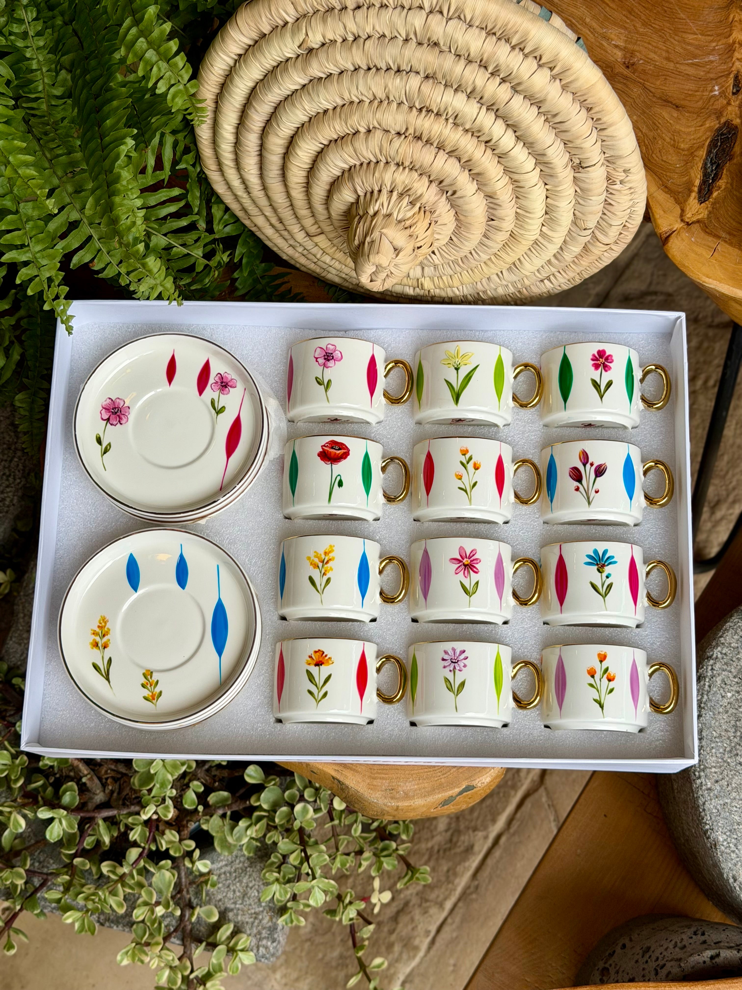 Floral coffee cups & saucers