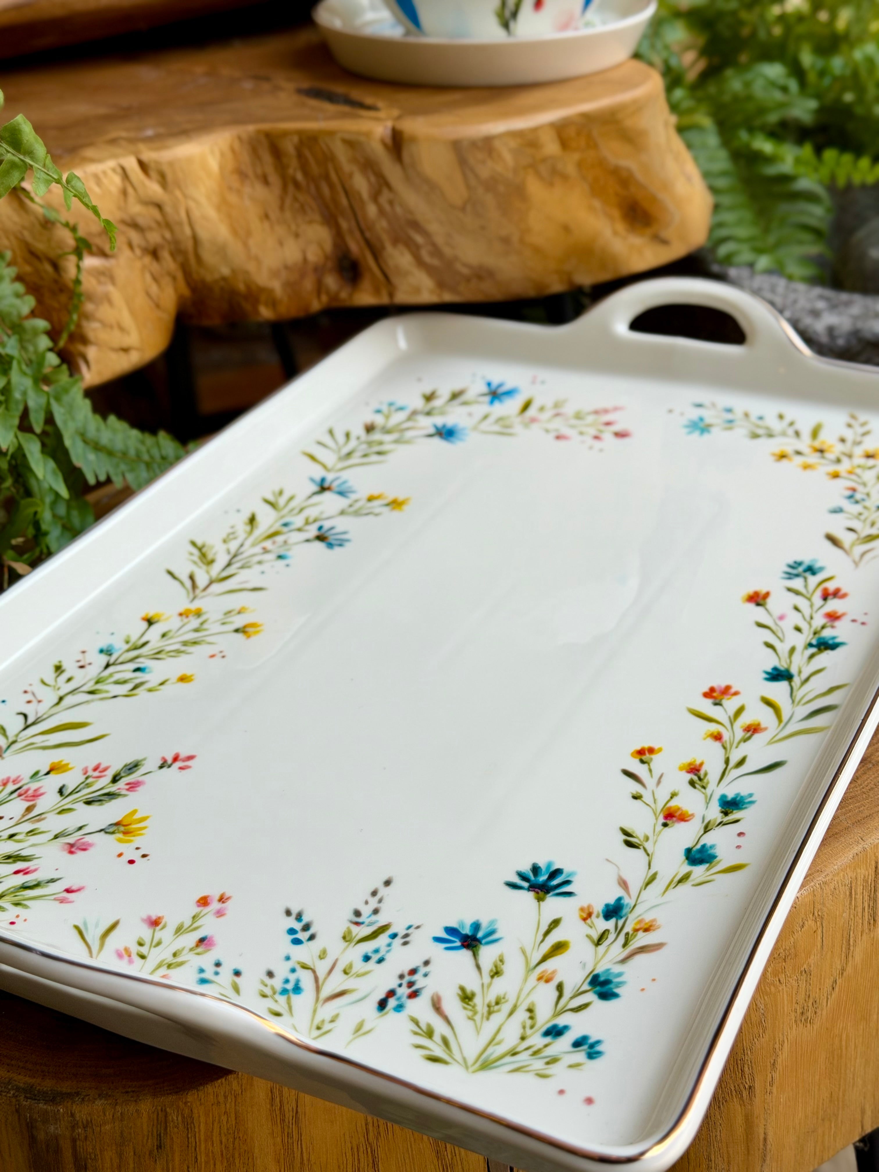 Floral tray
