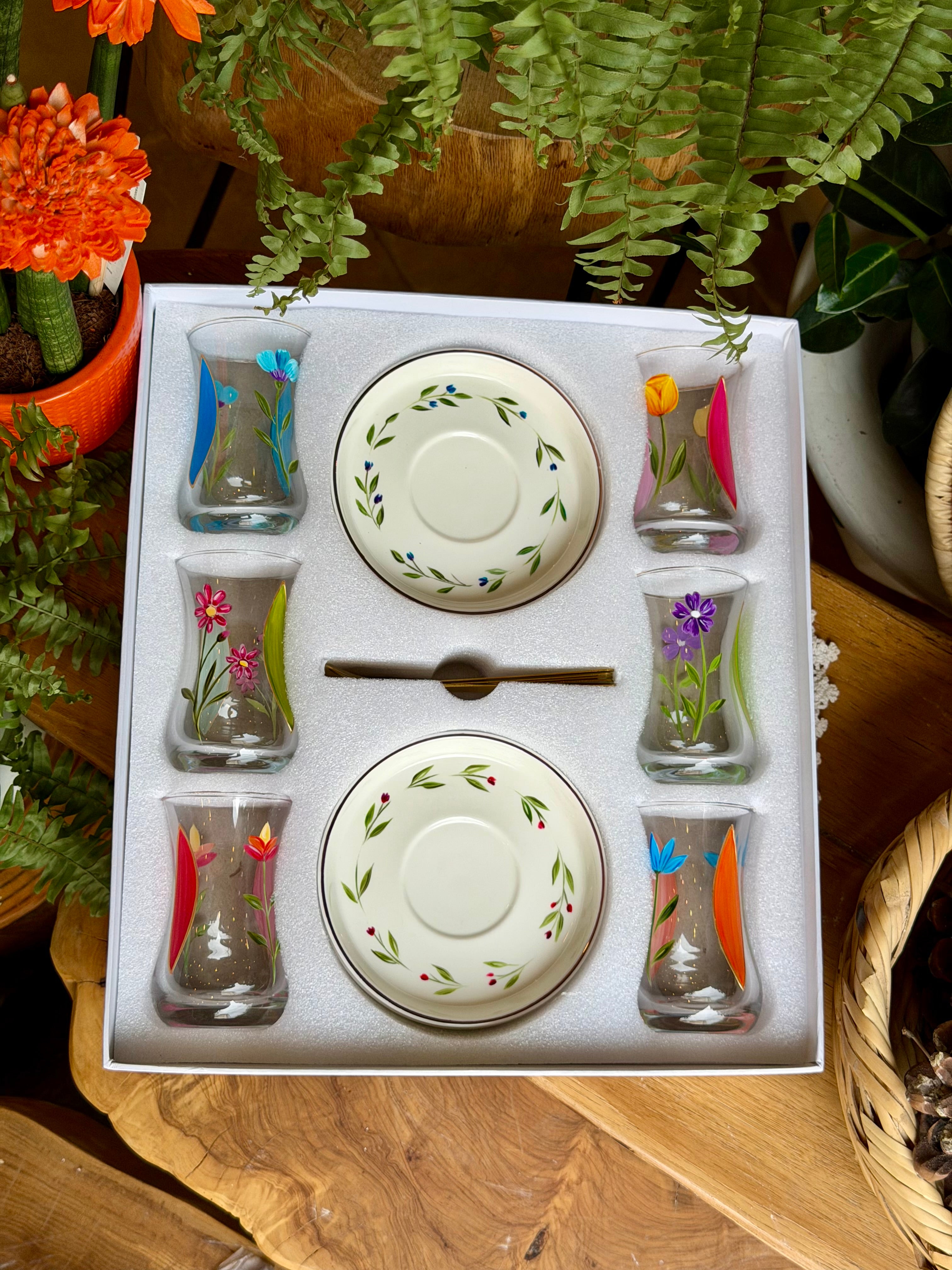 Floral tea set 90$