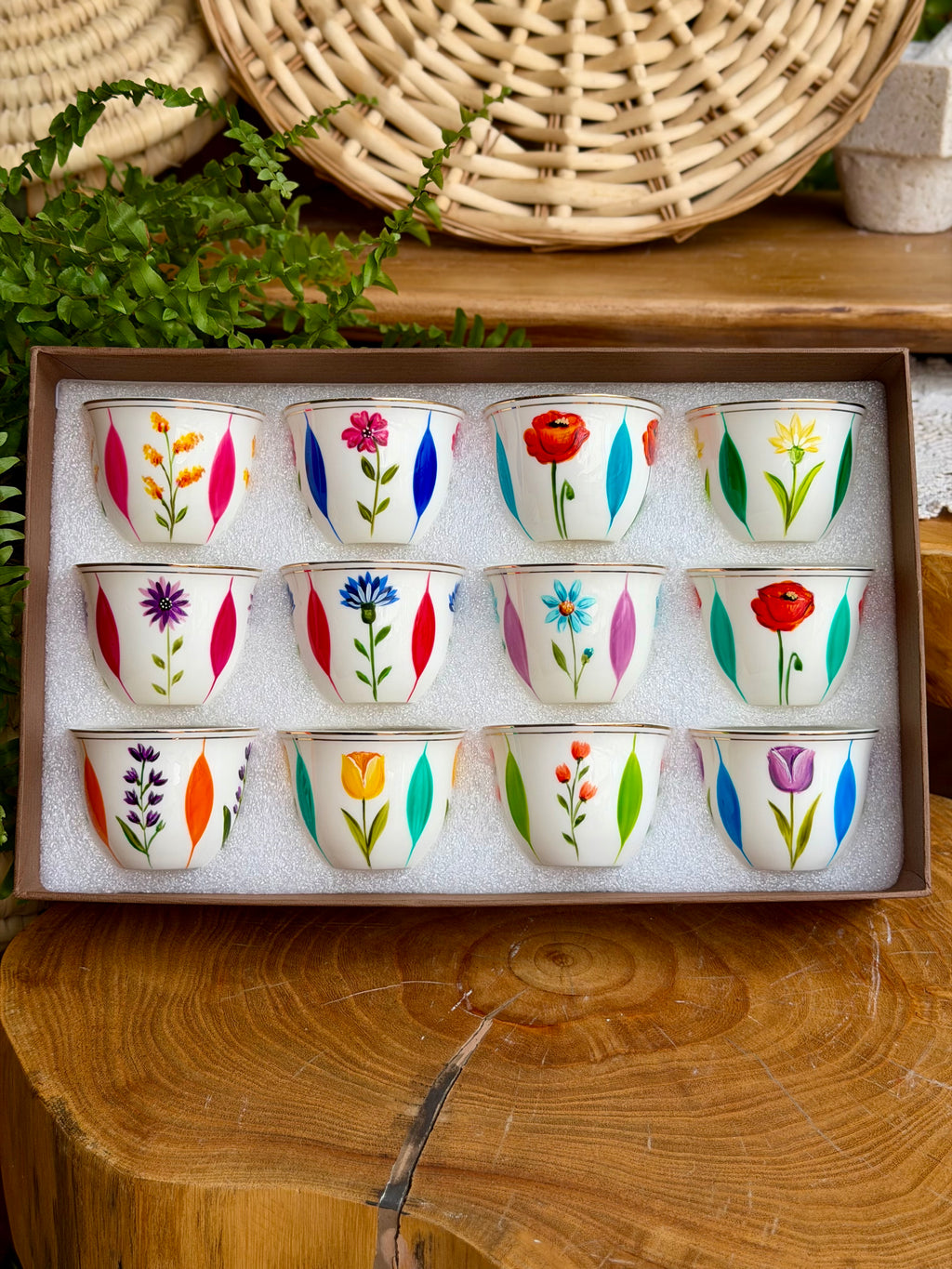 Floral Shafé 35$ (Set of 6 cups)