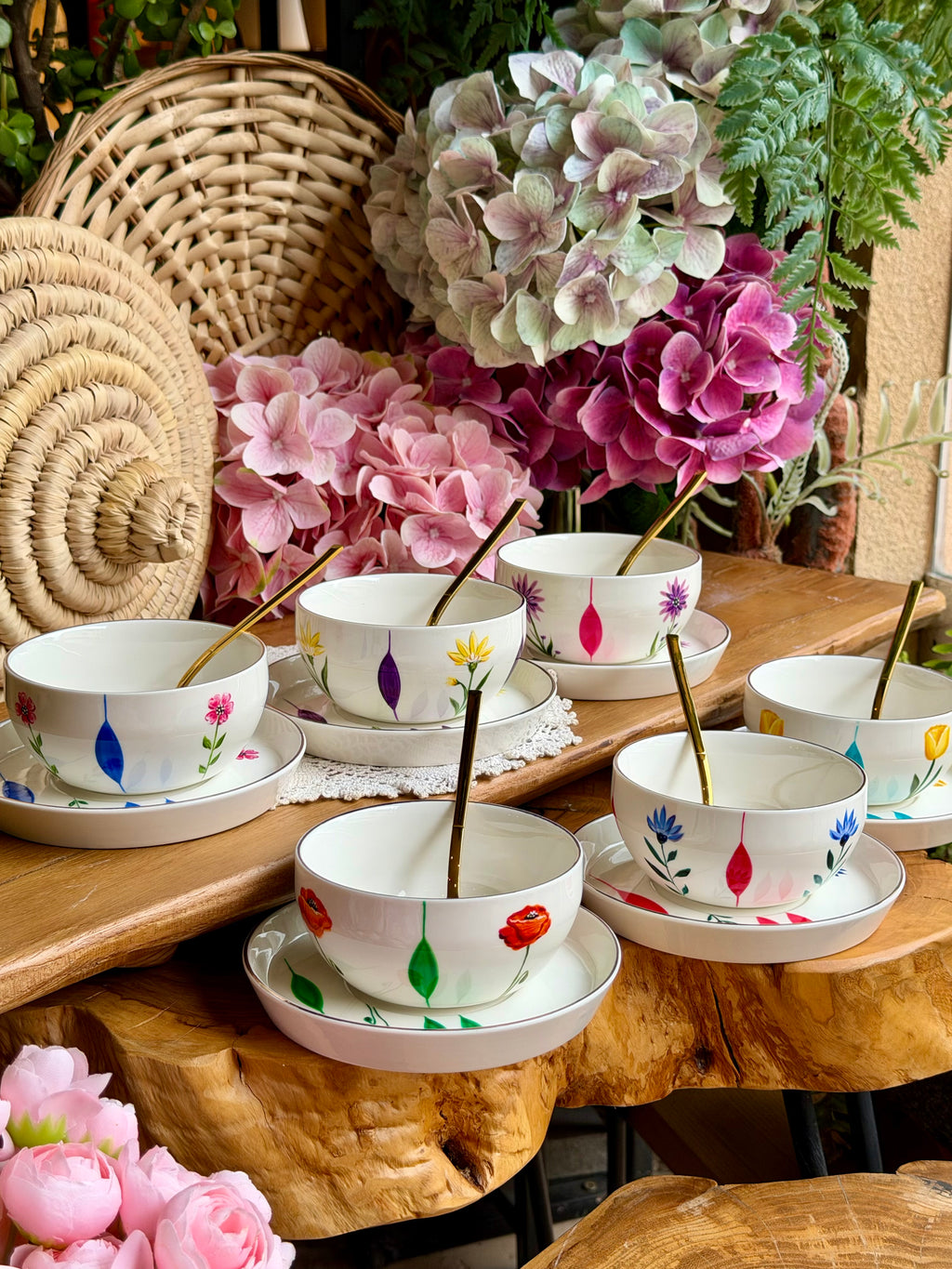 Floral Meghlé Bowl set 130$