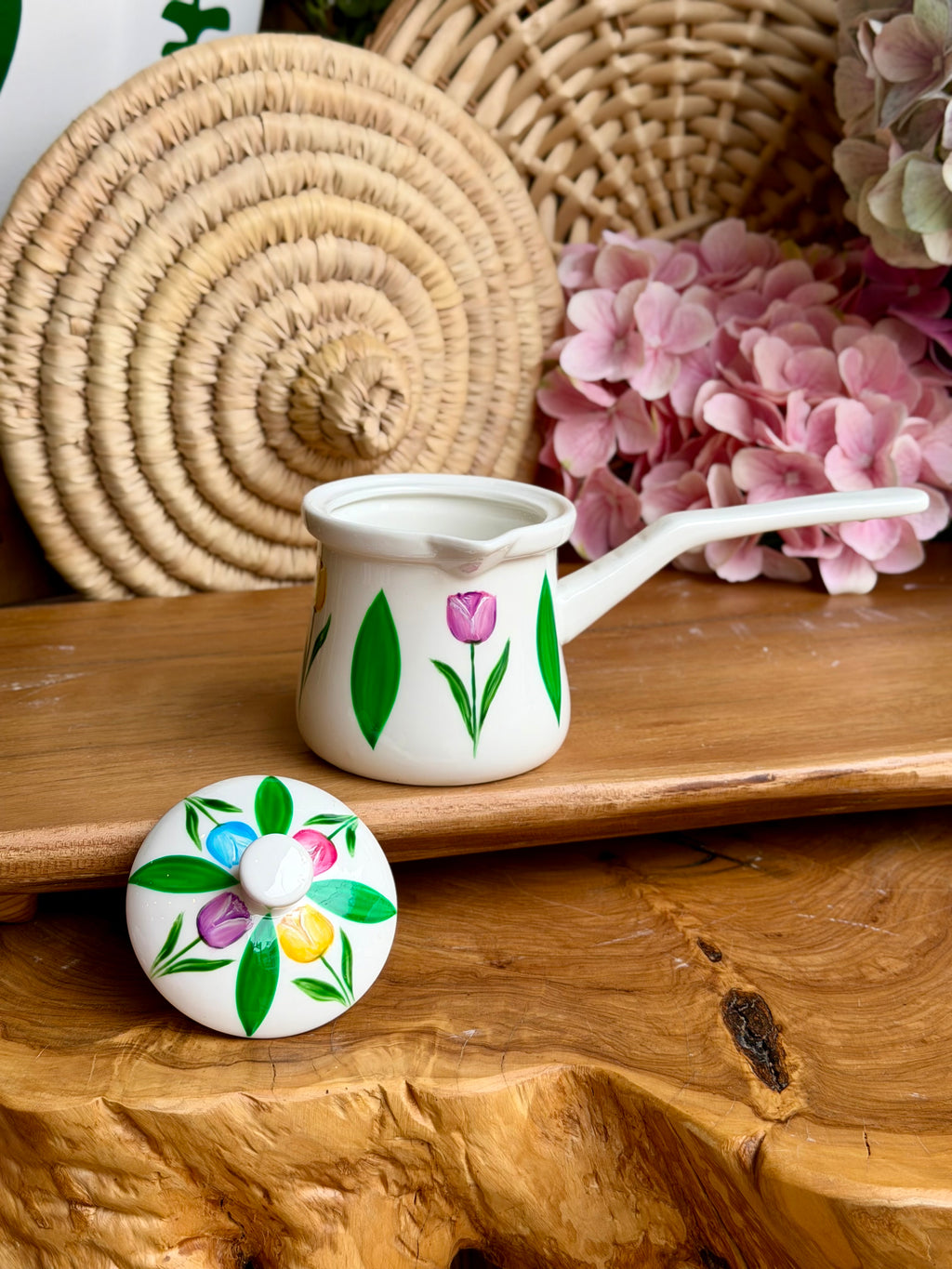Floral coffee pot 35$