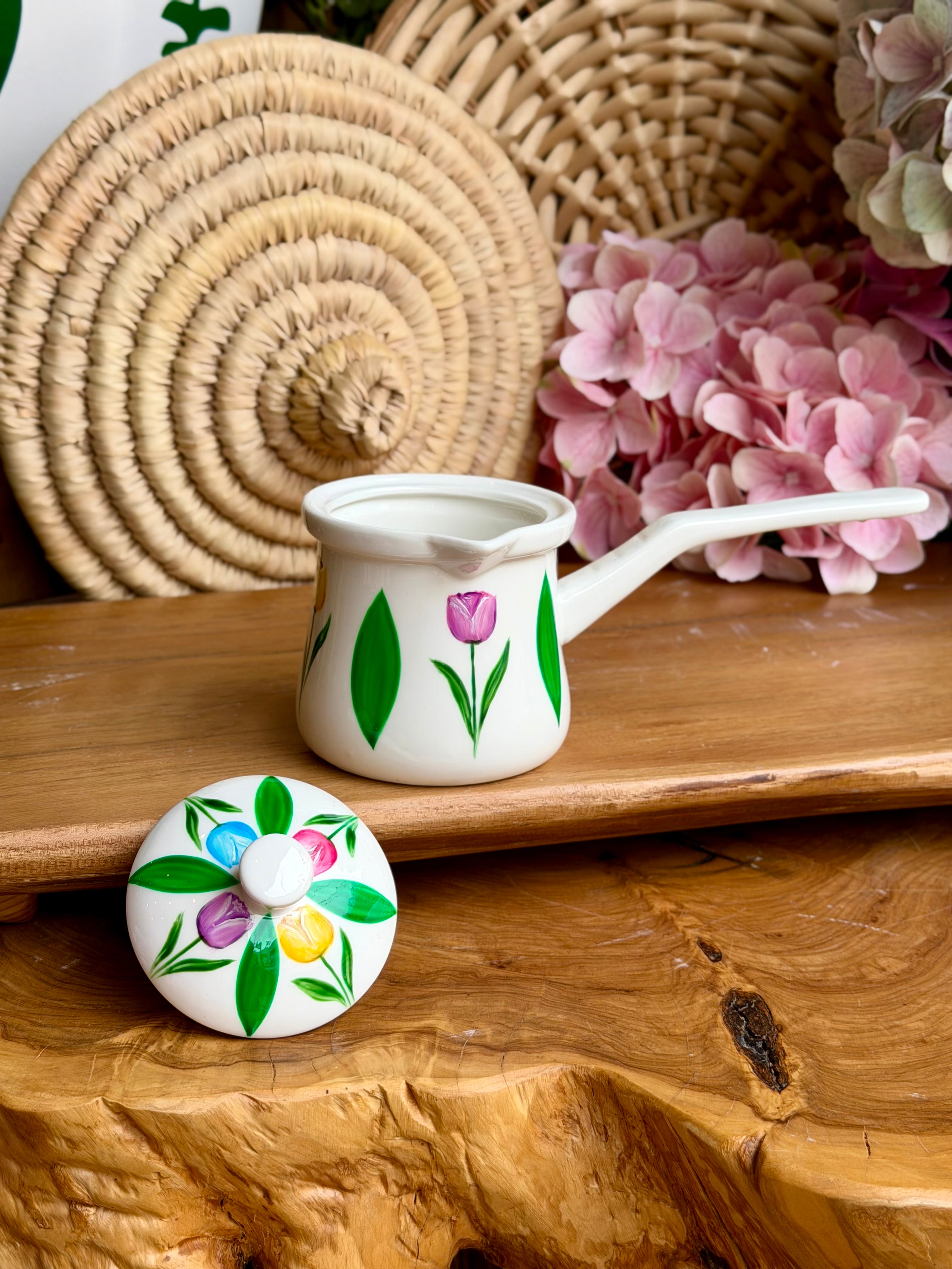 Floral coffee pot 35$