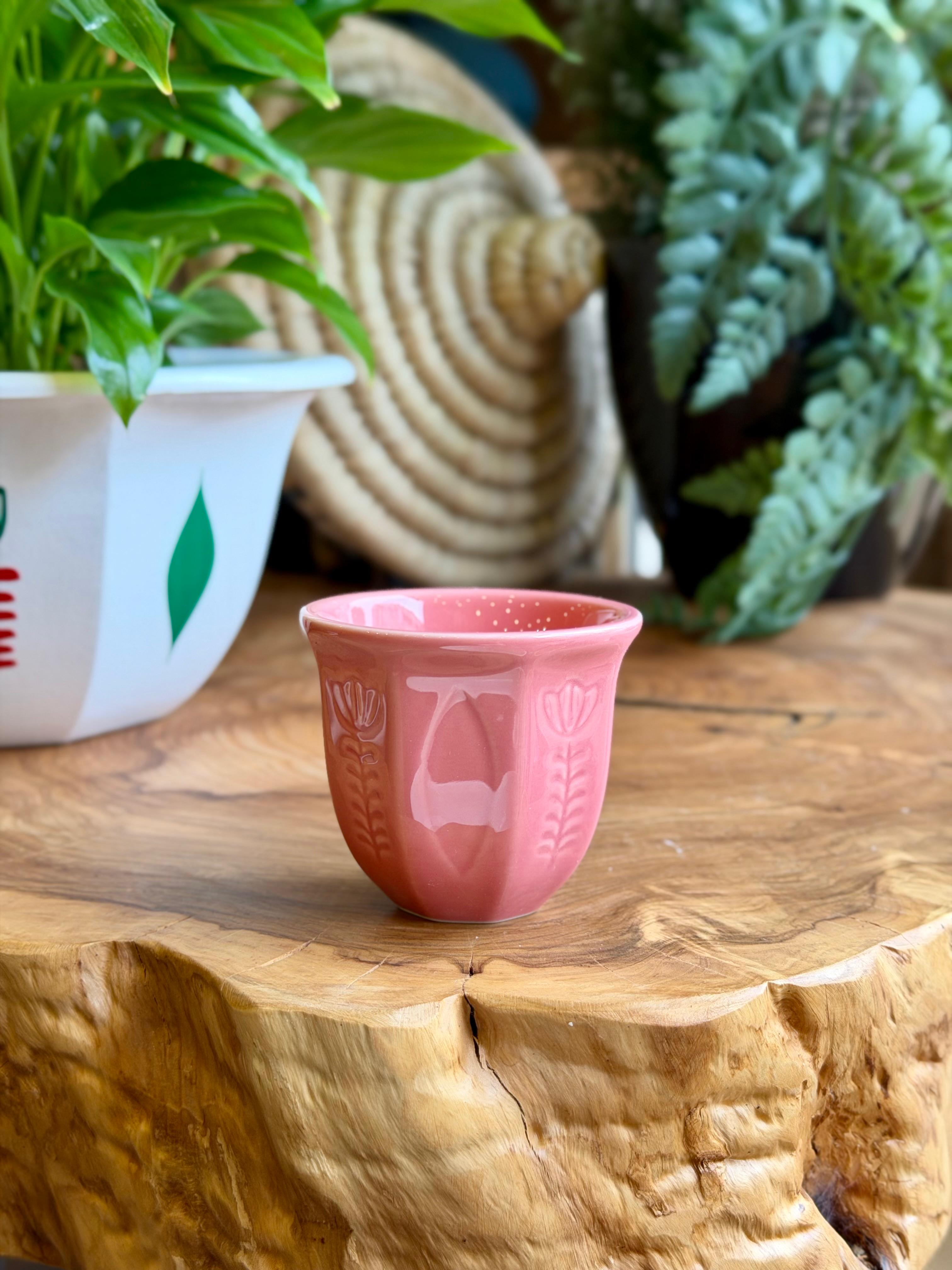 tulip shafe mug colored