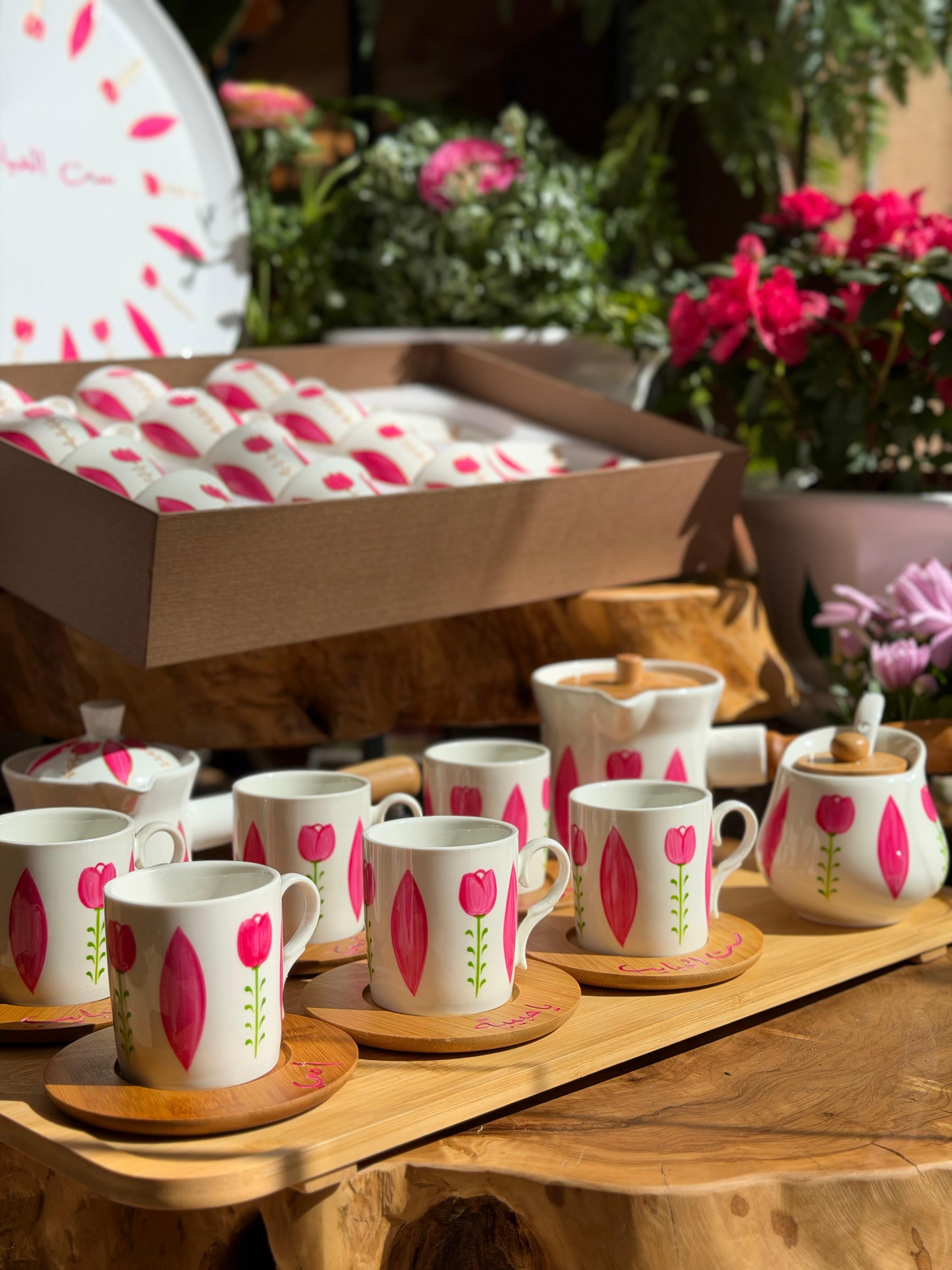 Sit El Habayeb, Wood set pink